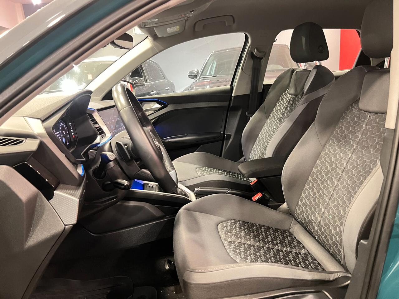 Audi A1 citycarver 30 TFSI S tronic