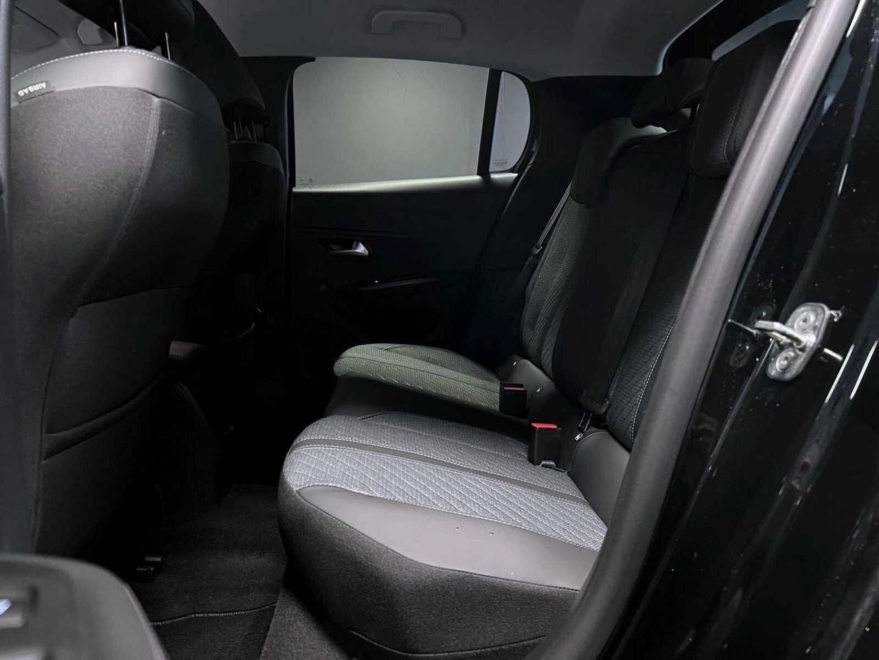 PEUGEOT 208 1.2 PURE TECH 100 CV ALLURE KM0