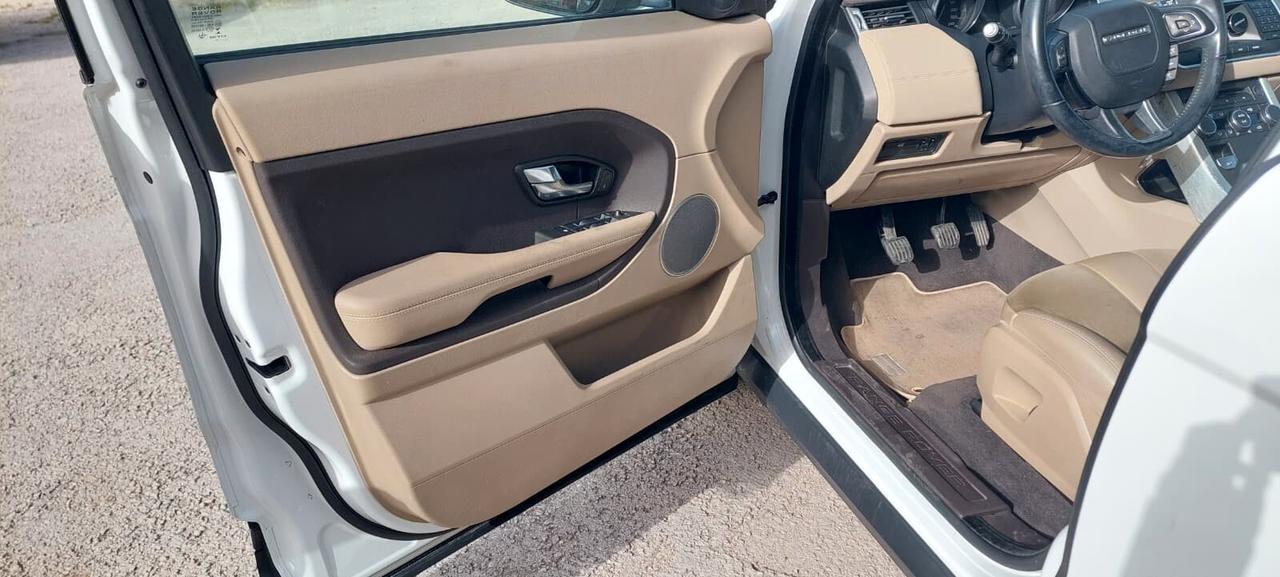 Land Rover Range Evoque 2.2 TD4 5p. Dynamic