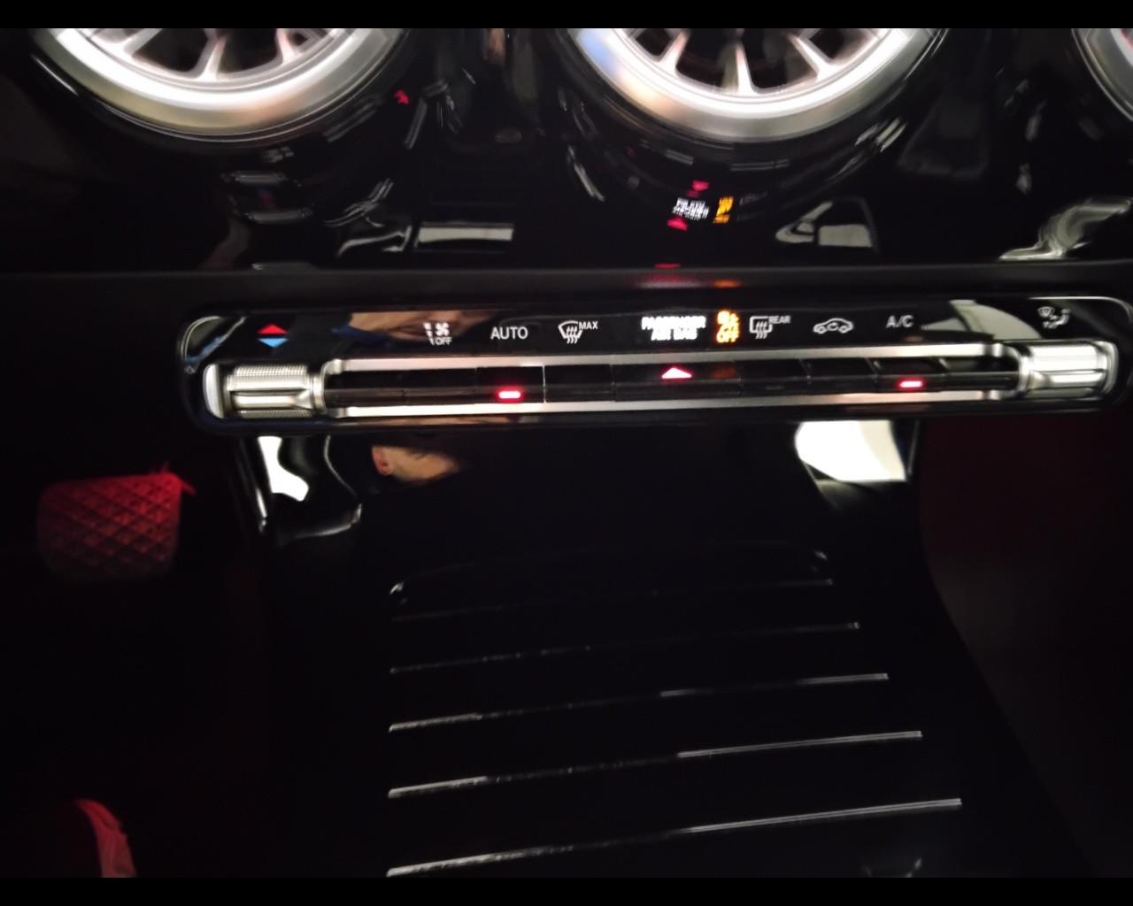 Mercedes-Benz Classe A - W177 2023 - A 180 Progressive Advanced Plus auto