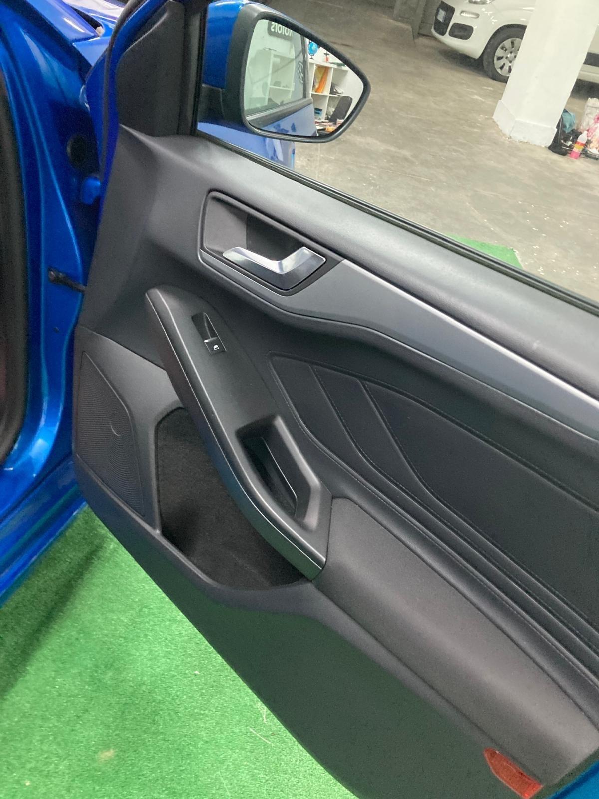 Ford Focus 1.0 EcoBoost Hybrid 155 CV SW ST-Line X