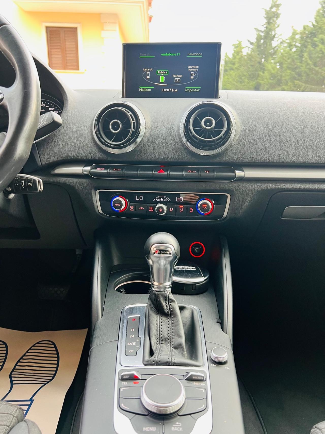 Audi A3 SPB 2.0 TDI 150 CV clean diesel S tronic Attraction