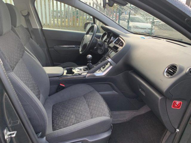 PEUGEOT 3008 1.6 HDi 115CV Business