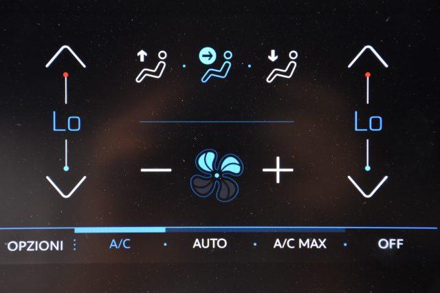 PEUGEOT 3008 BlueHDi 130 S&S EAT8 Allure **SOLO 3000KM!!!**