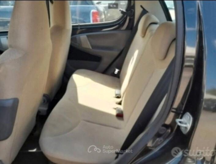 Peugeot 107 1.0 68CV 5p. Sweet Years