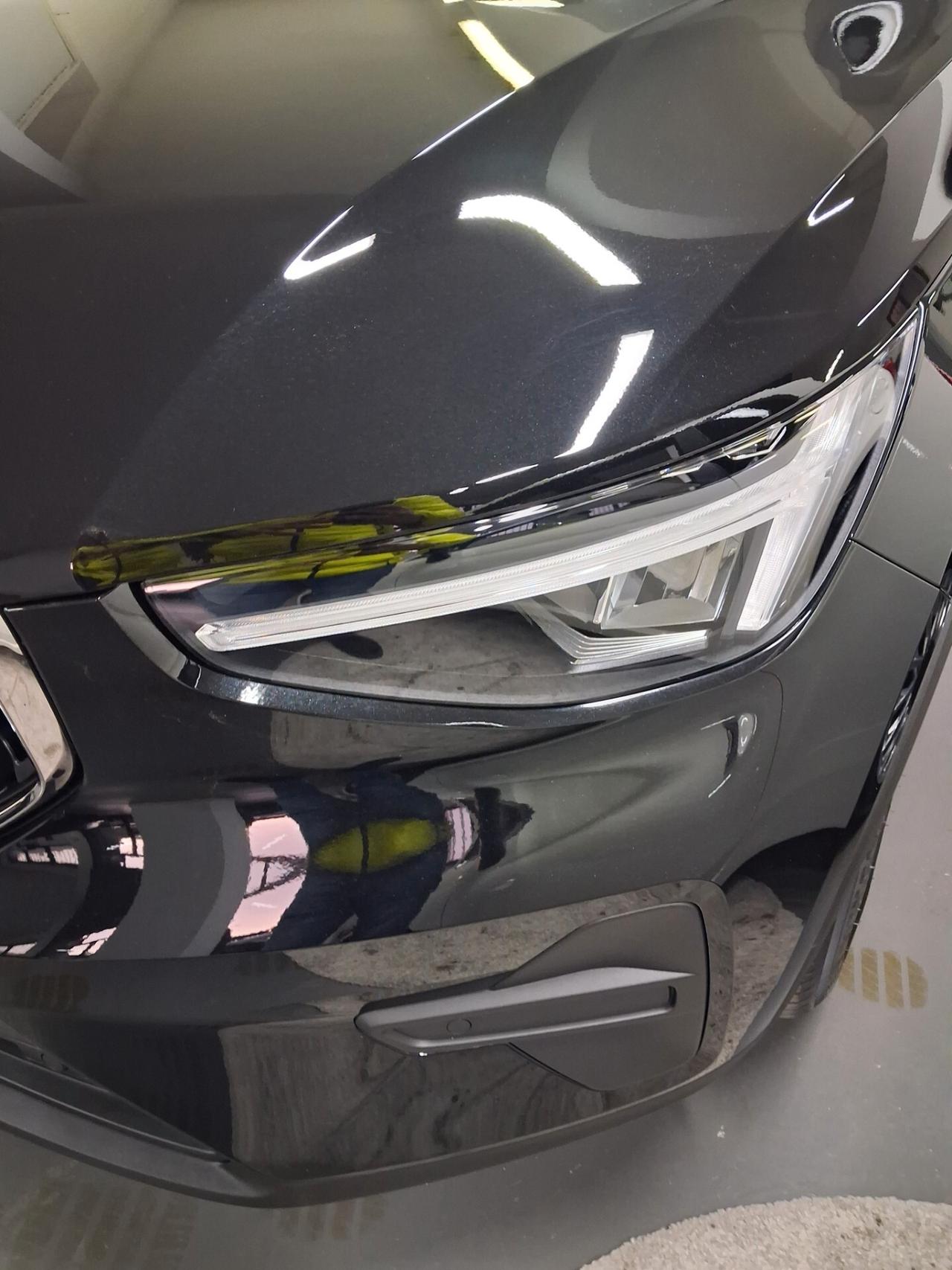 Volvo XC40 B3 automatico Essential NUOVA