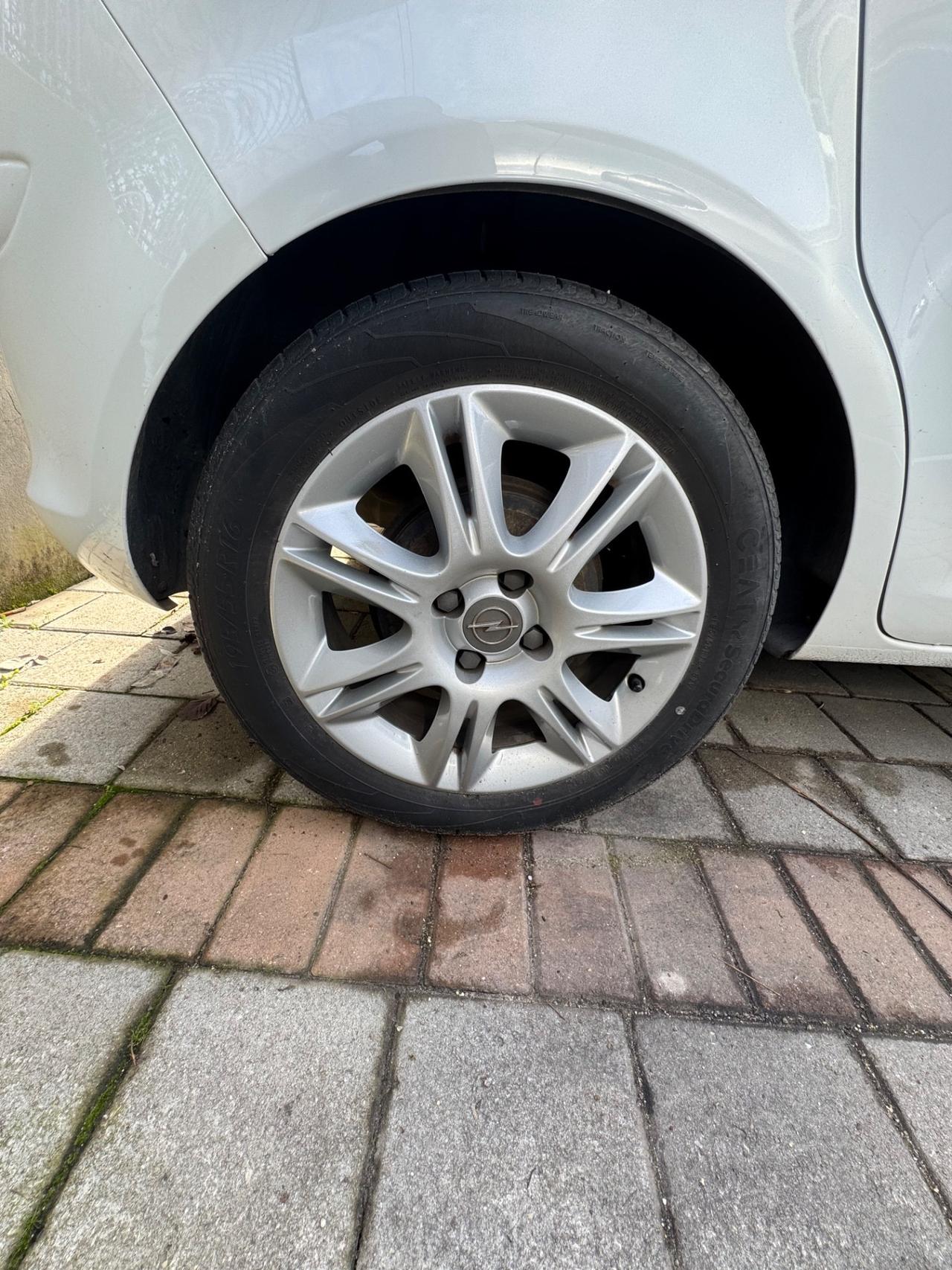 Opel Corsa 1.3 CDTI 95CV F.AP. 5 porte Cosmo