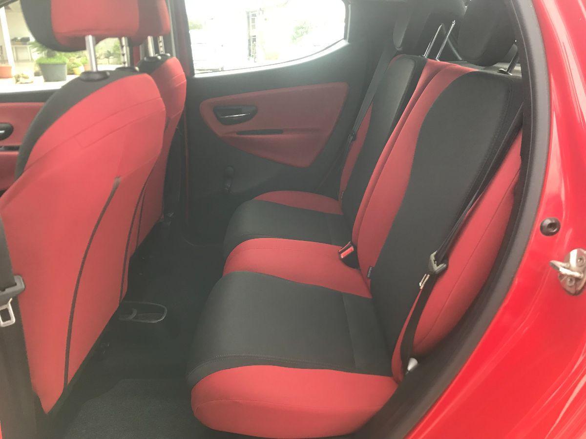 LANCIA Ypsilon 1.2 69 CV 5 porte S&S Black&Red