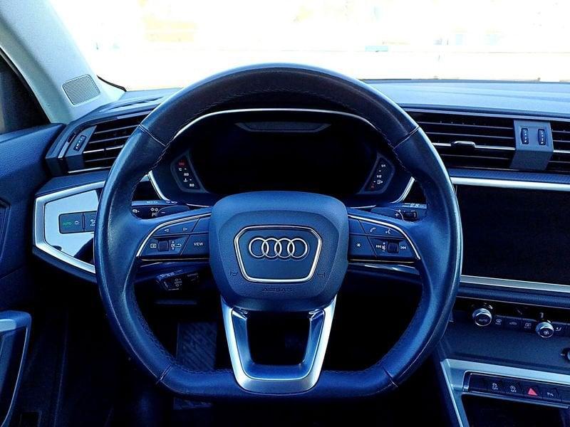 Audi Q3 40 TDI quattro S tronic Business