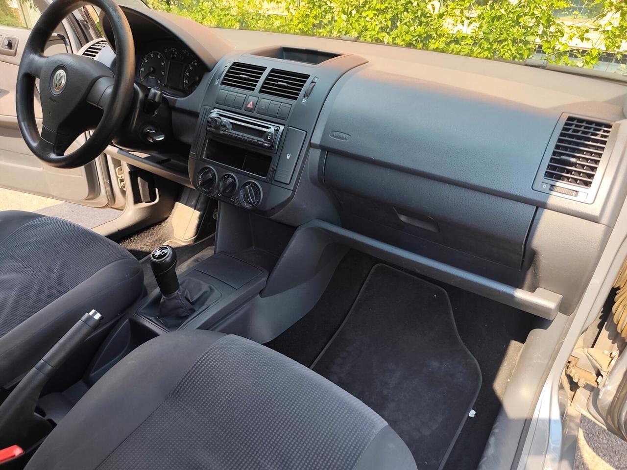 Volkswagen Polo 1.2 Benz 5 porte euro 4 neopatentati