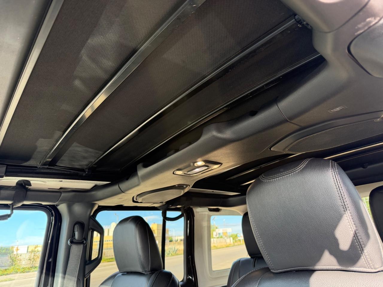 Jeep Wrangler Unlimited 2.2 Mjt II Sahara