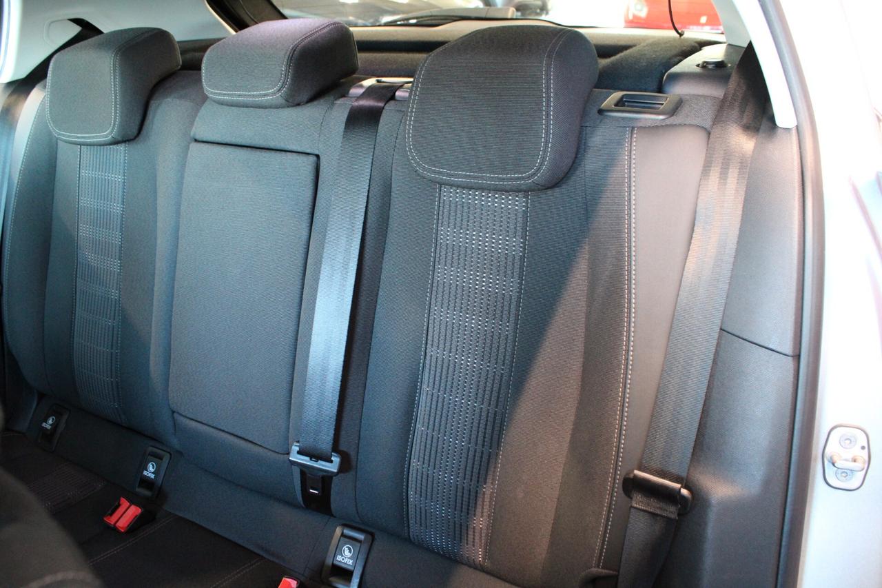 Peugeot 308 BlueHDi 100 S&S Active