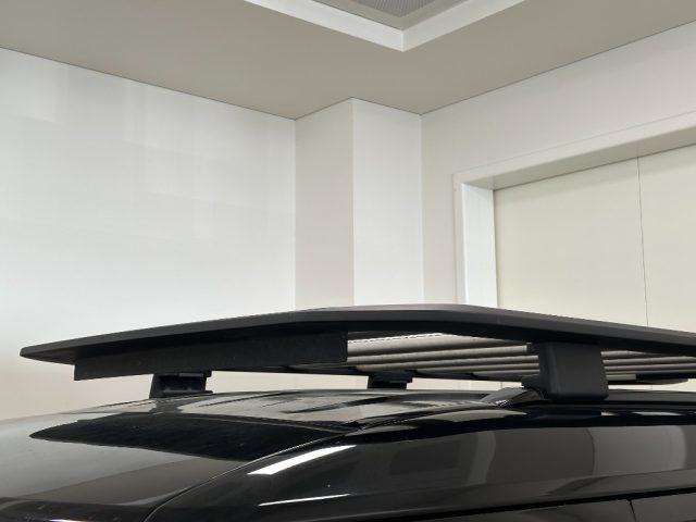 LAND ROVER Defender 110 3.0D I6 250 CV AWD Auto S