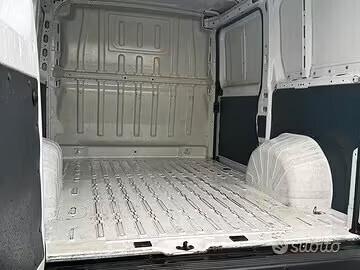 Fiat Ducato Peugeot Boxer 330 2.2 Diesel 140 cv L1