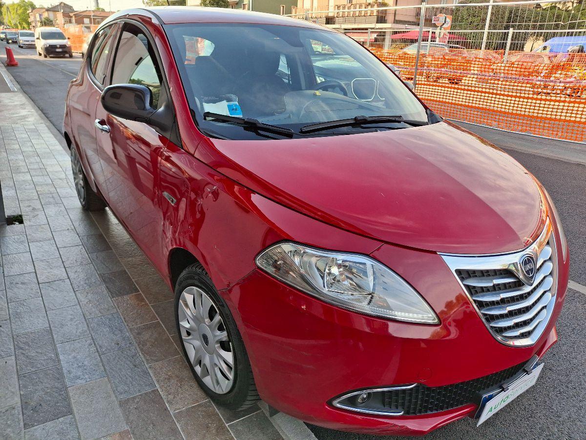 LANCIA - Ypsilon - 1.2 69 CV 5p. GPL Ecochic Silver