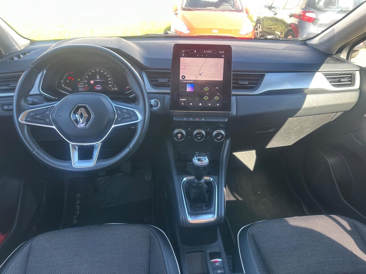 RENAULT CAPTUR 1.5D/NAVI/R.CAMERA/UNIPRO