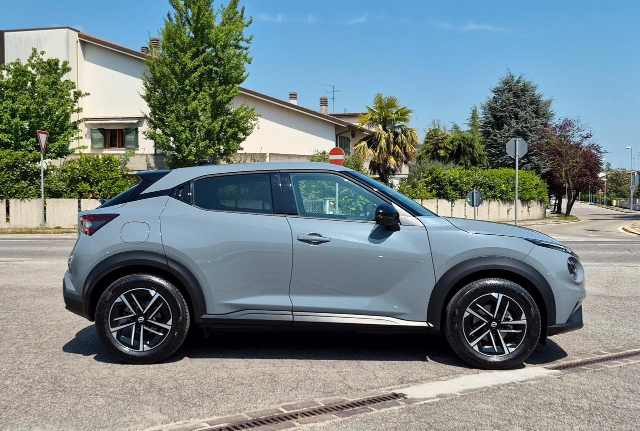 Nissan Juke 1.0 DIG-T 114 CV N-Connecta Automatica