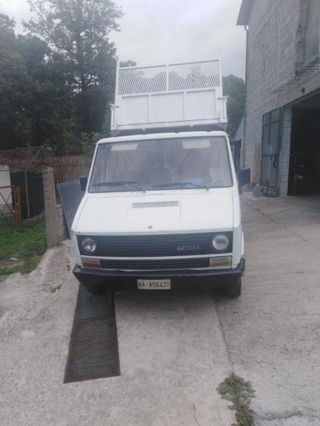 FIAT DAILY ribaltabile trilaterale 35.8
