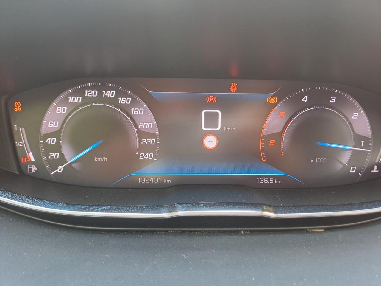 Peugeot 5008 1.5 HDi Allure 7 posti