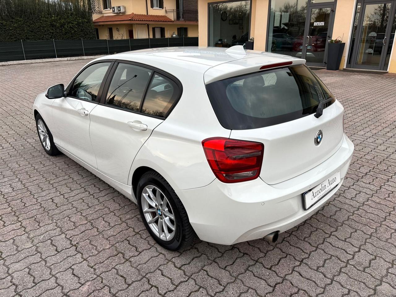 BMW SERIE 1 BENZINA AUTOMATICA SI A NEOPATENTATI