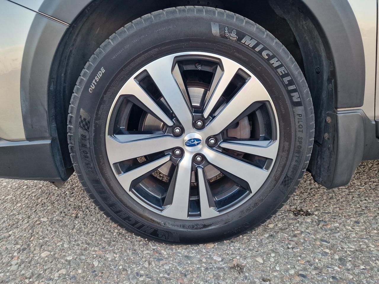 Subaru OUTBACK 2.5 GPL