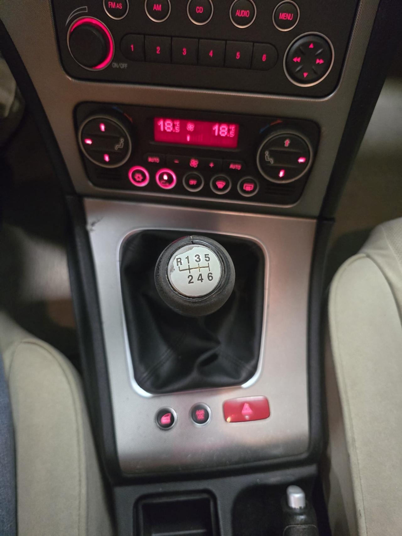 Alfa Romeo 159 1.9 JTDm Distinctive
