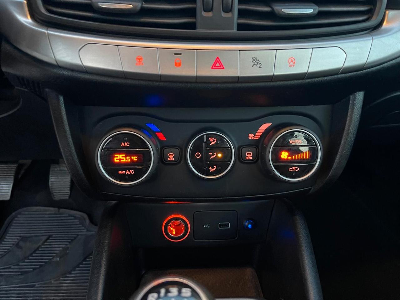 Fiat Tipo 1.6 Mjt S&S 5 porte Easy