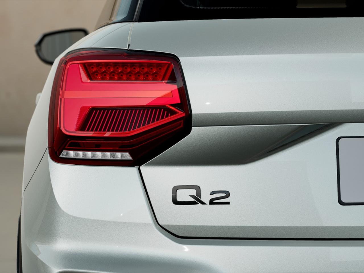 Audi Q2 35 2.0 tdi identity black s-tronic