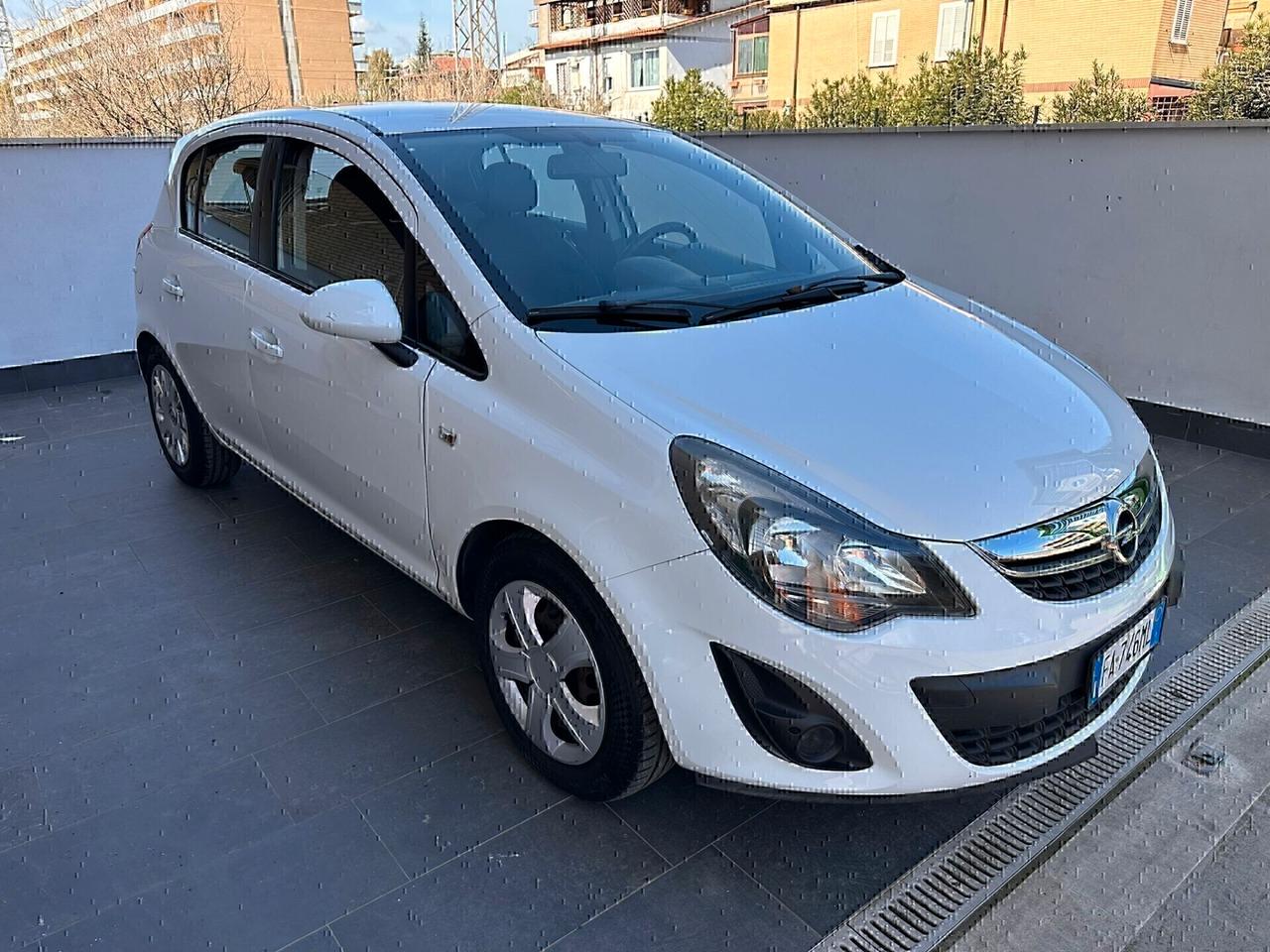 Opel Corsa 1.2 5 porte - berlina 2 volumi GPL