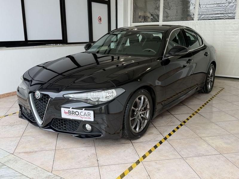 Alfa Romeo Giulia 2.2 Turbo MT6 150 CV Business Launch Ed