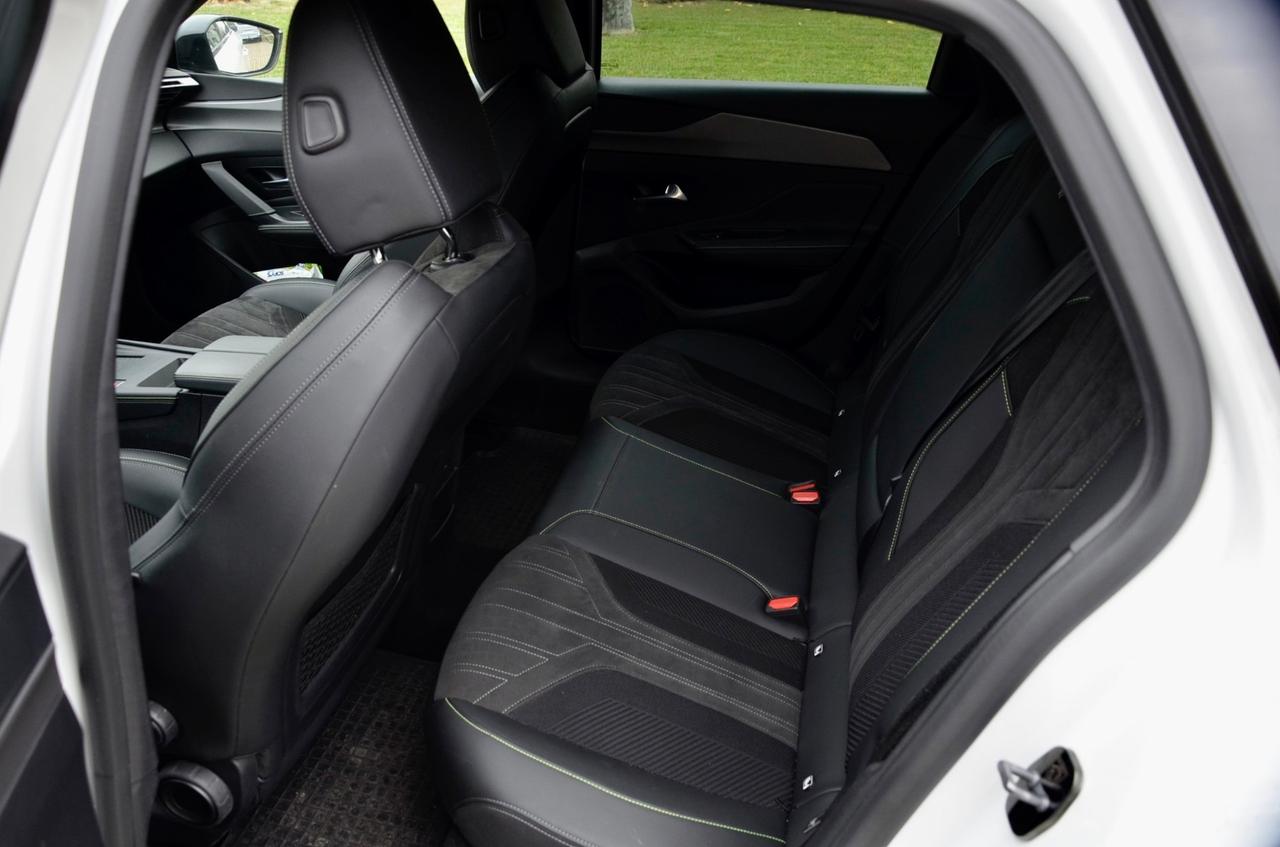 Peugeot 308 Plug-in Hybrid 180 e-EAT8 SW GT , PERMUTE