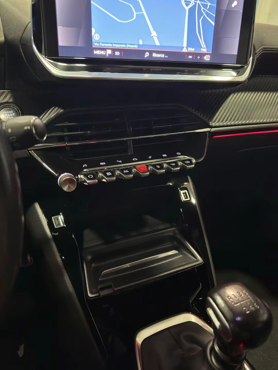 Peugeot 2008 PureTech 130 S&S EAT8 GT Line