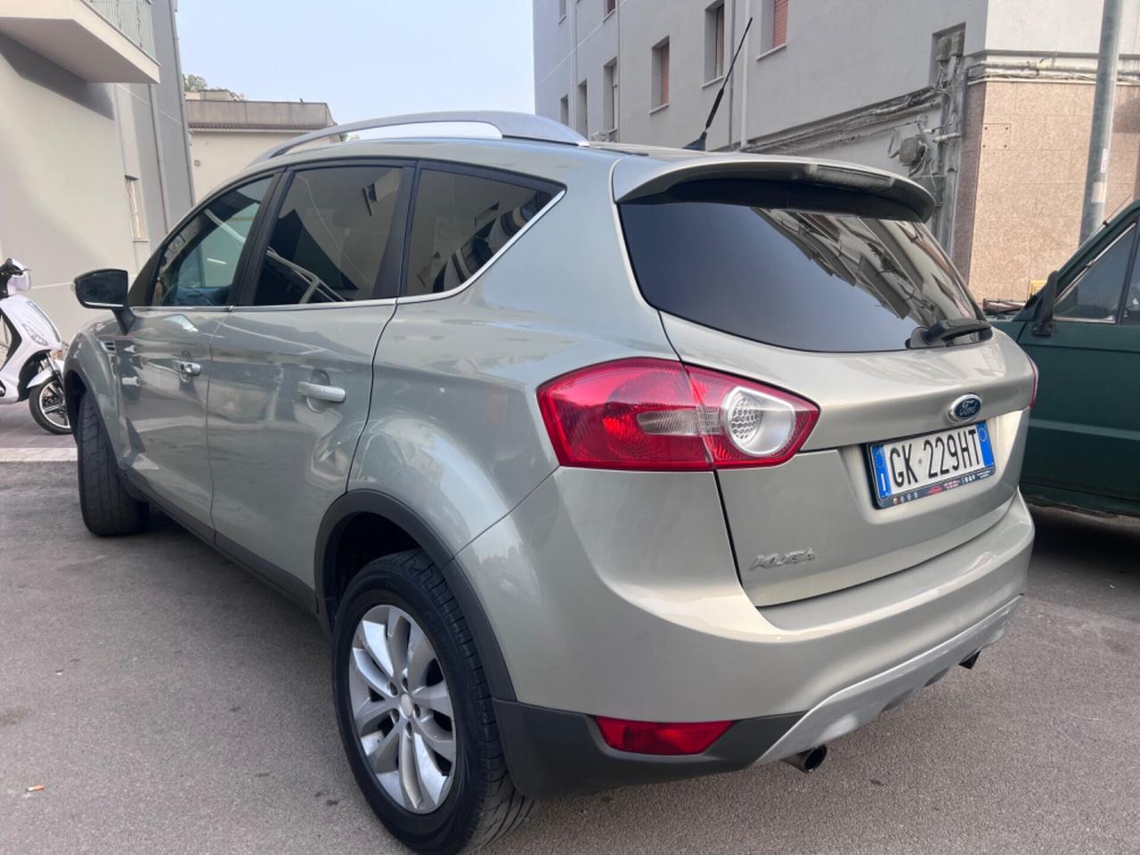 Ford Kuga 2.0 TDCi 163 CV 4WD Titanium DPF