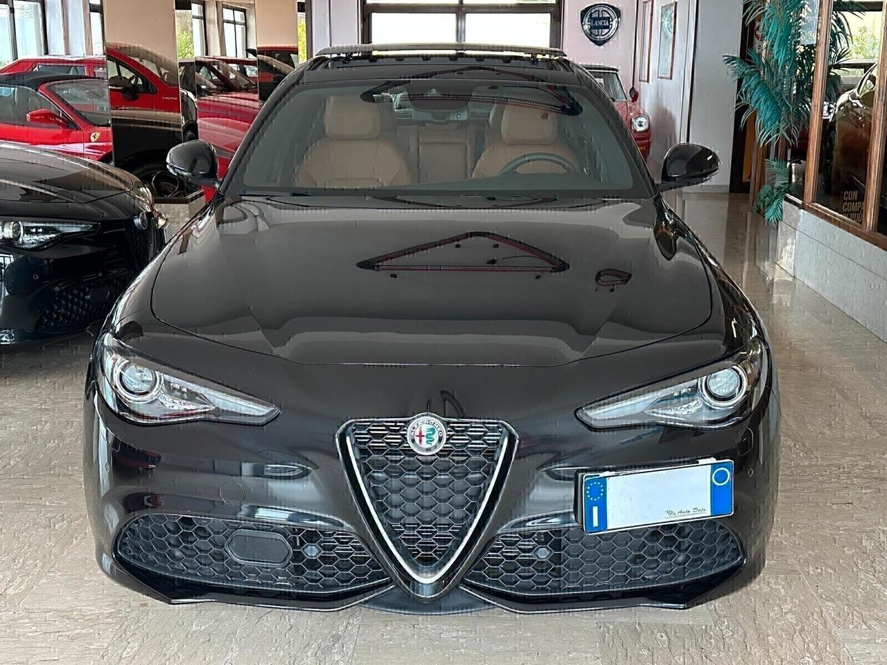 Alfa Romeo Giulia Q4 2.2 TURBODIESEL 210 cv. AT8 TI (KM 0)
