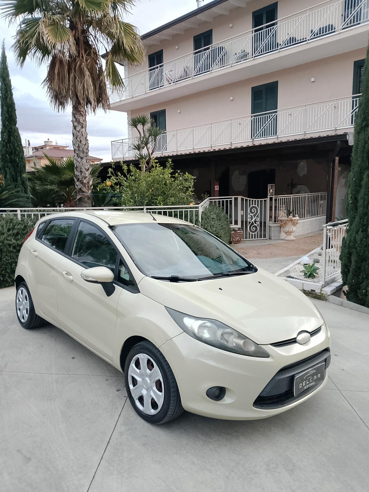 Ford Fiesta 1.4 TDCi 5p. Ghia