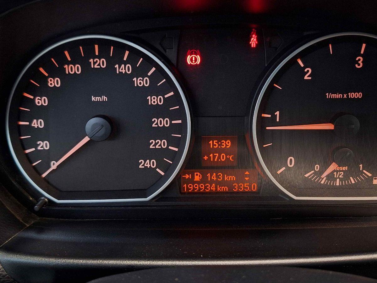 BMW 118d 2.0 143CV CABRIO - UNICO-PROPRIETARIO - OTTIME CONDIZIONI -