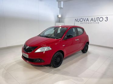 Lancia Ypsilon 1.0 FireFly 5 porte S&S Hybrid Silver