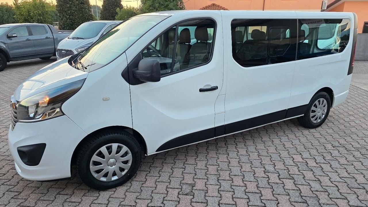 Opel Vivaro 1.6 dCi BiTurbo 125CV 9 posti Nazionale