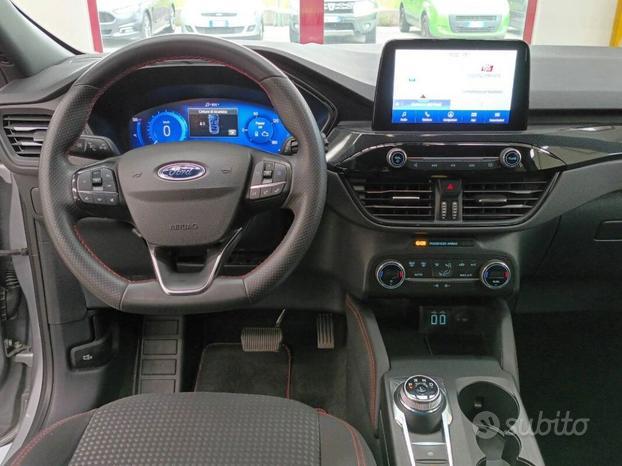 Ford Kuga 2.5 full hybrid ST-Line 4X4 190cv
