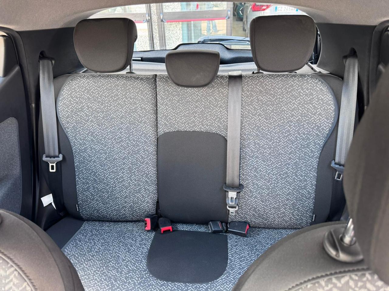 Lancia Ypsilon 1.0 FireFly 5 porte S&S Hybrid Silver Plus