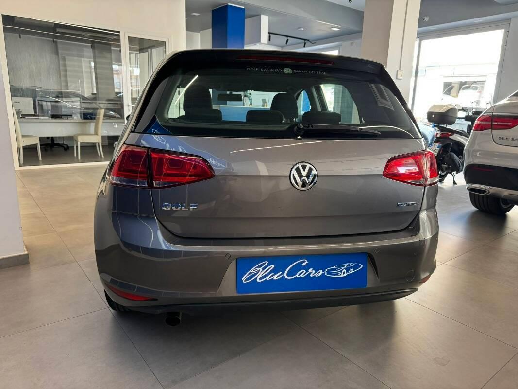 Volkswagen Golf 1.6 tdi Highline 5p