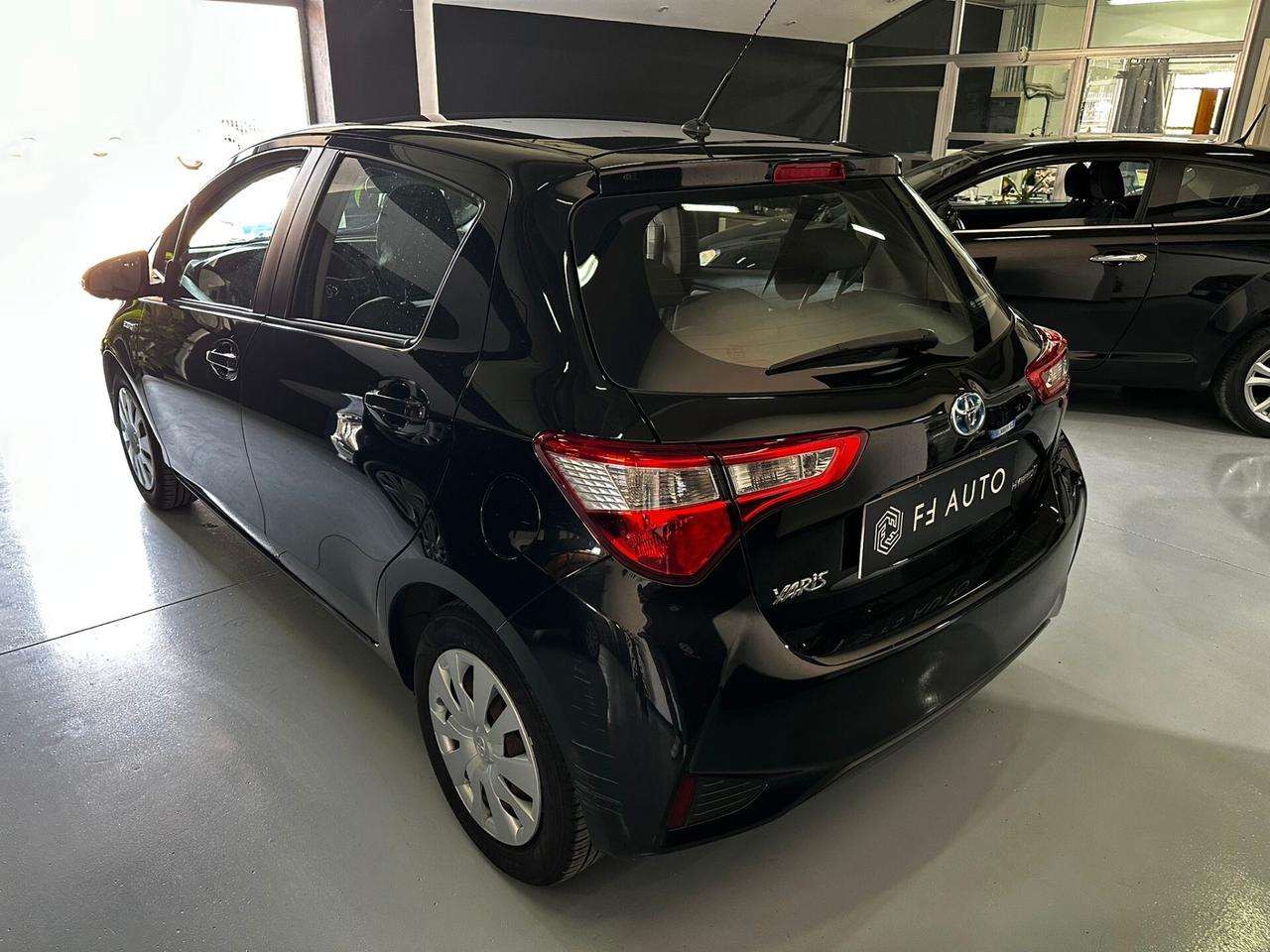 Toyota Yaris 1.5 Hybrid 5 porte Active