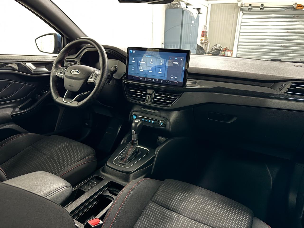 Ford Focus 1.0 Hybrid ST-Line