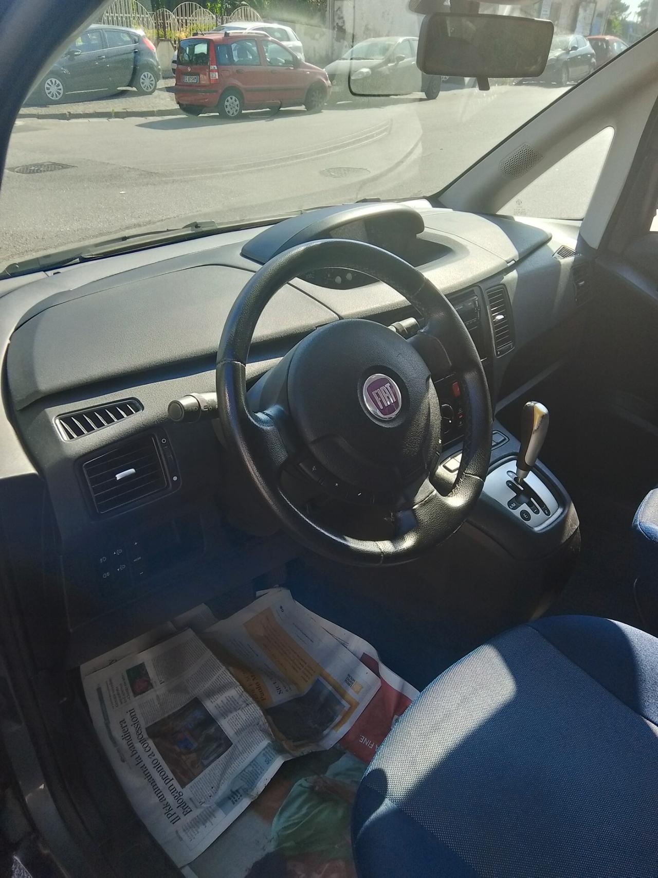 Fiat Idea 1.3 Multijet 16V 70 CV BlackEnergy AUTOMATICA
