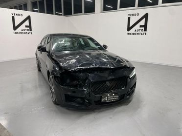 JAGUAR XE 2.0 D TURBO 180CV R-SPORT CAMBIO AUTOMATICO