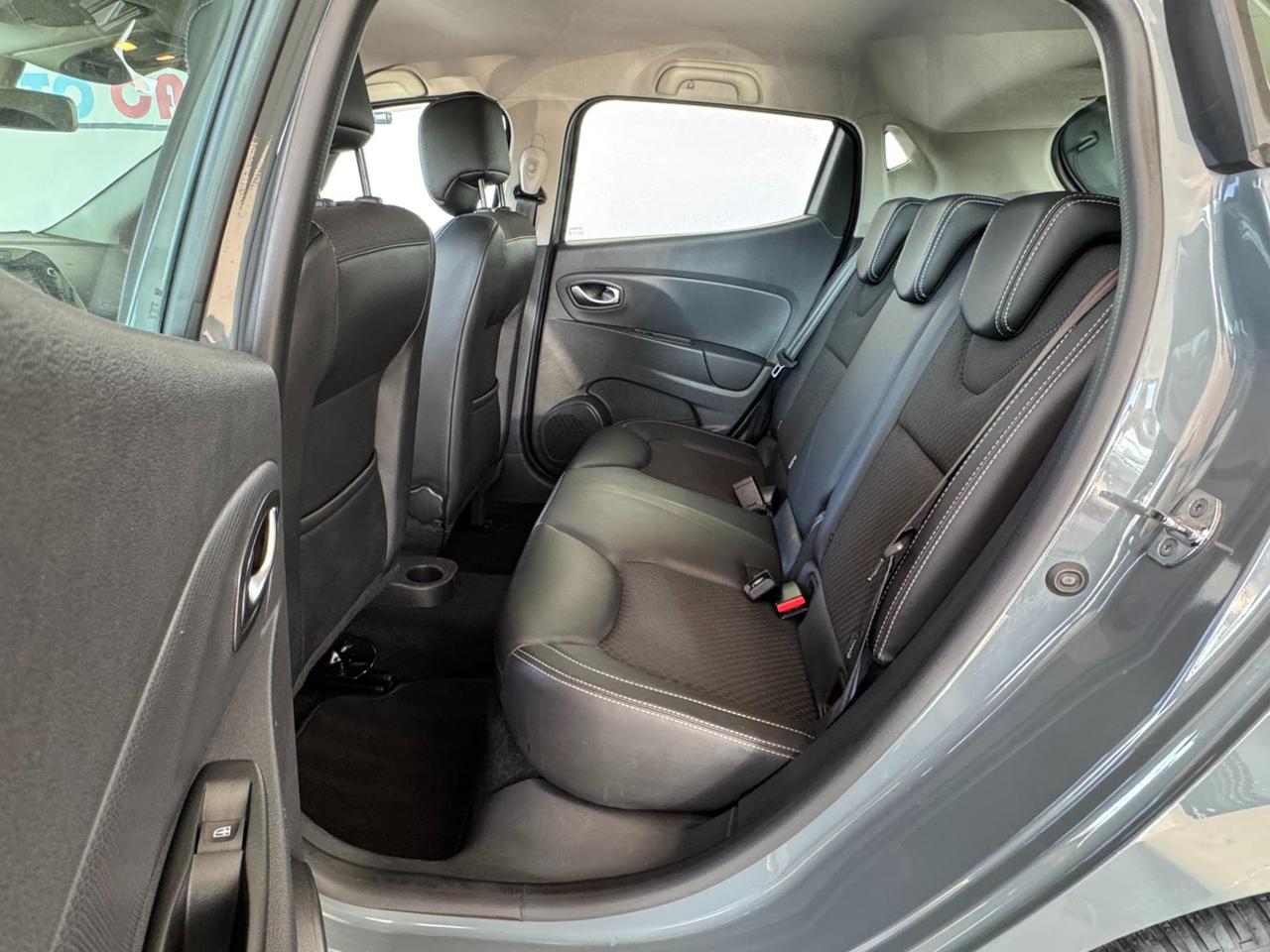 Renault Clio 5 Porte Clio 0.9 tce Moschino Intens Gpl 90cv