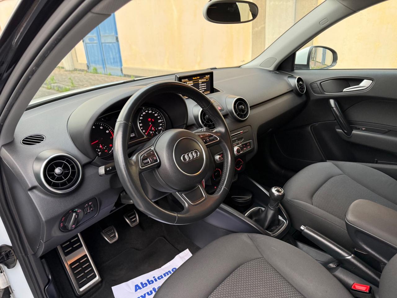 Audi A1 1.0 TFSI ultra S-Line. 2017.