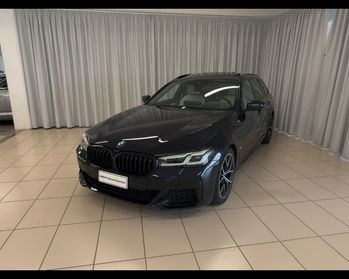 BMW Serie 5(G30/31/F90) - 520d 48V xDrive Touring Msport
