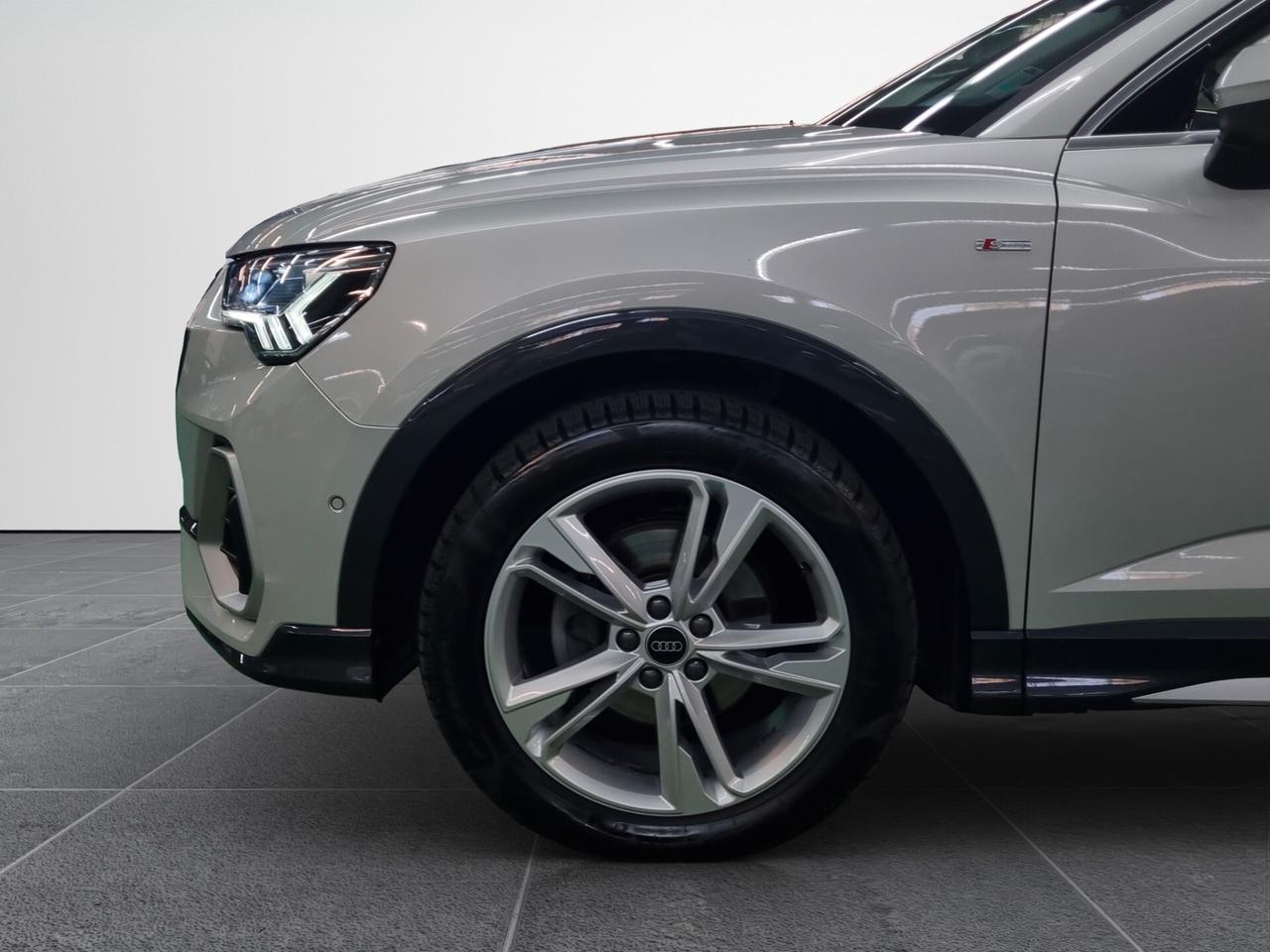 Audi Q3 SPORTBACK 35 TDI S tronic line edition