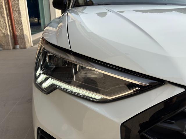 AUDI Q3 SPB SPORTBACK 40TDI S tronic S line Identity Black